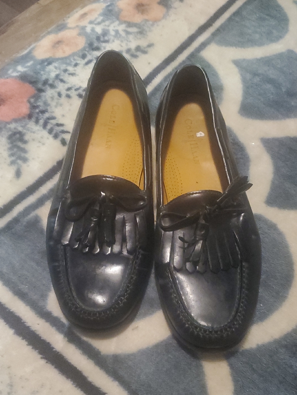 Cole Haan - Picture 12 of 12